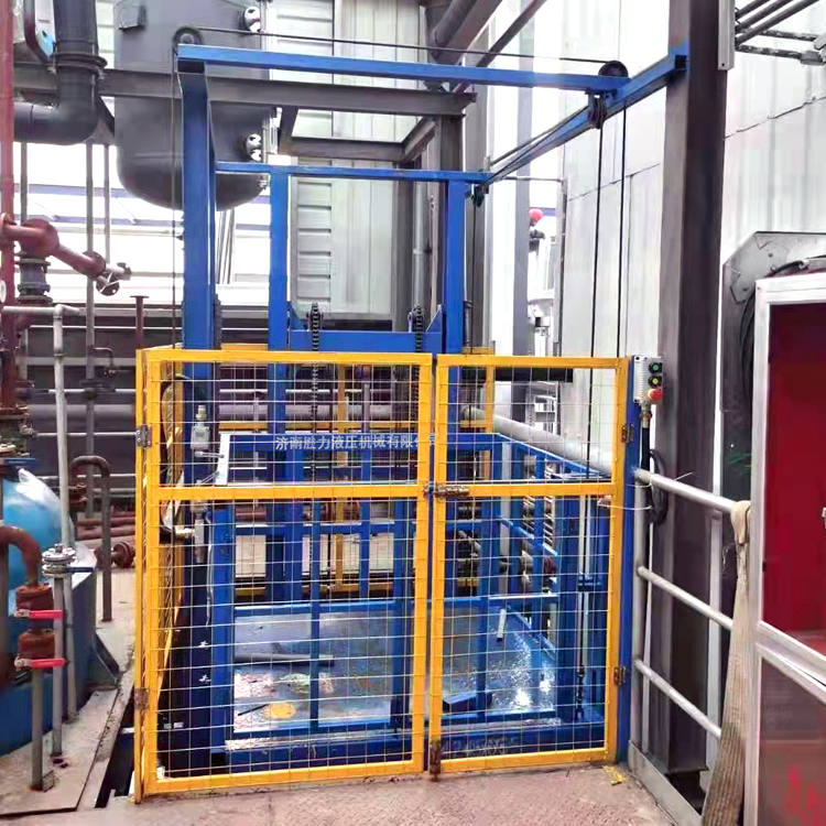 90度進(jìn)出貨的防爆液壓貨梯安裝完畢！